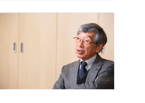 小笠原直毅本学名誉教授が瑞宝中綬章を受章（2023/4/29）