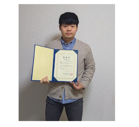 器官発生工学研究室の村田大和さん(M2)が京都開催の関西実験動物研究会156回研究会において「優秀発表賞」を受賞