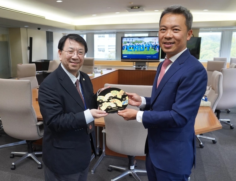 カンボジア・デジタル技術アカデミー(CADT)が本学を表敬訪問(2025/4/23)