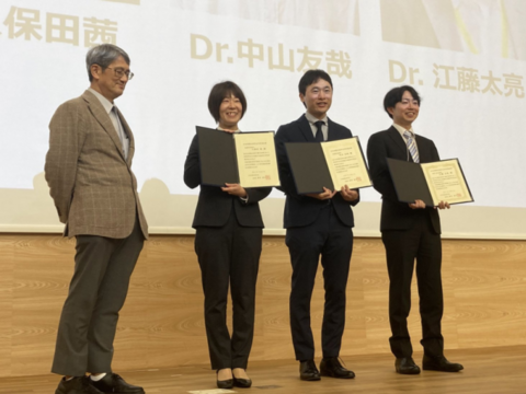 植物生理学研究室の久保田茜助教が日本時間生物学会の「第23回日本時間生物学会奨励賞」を受賞